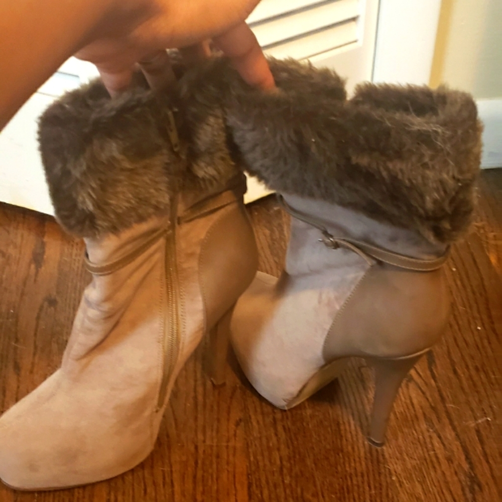 Boots - Picture 2 of 3